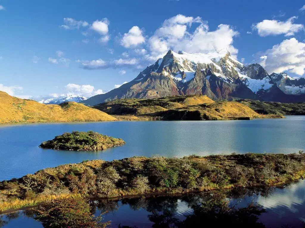Lac Pehoé, au sud de la Patagonie chilienne